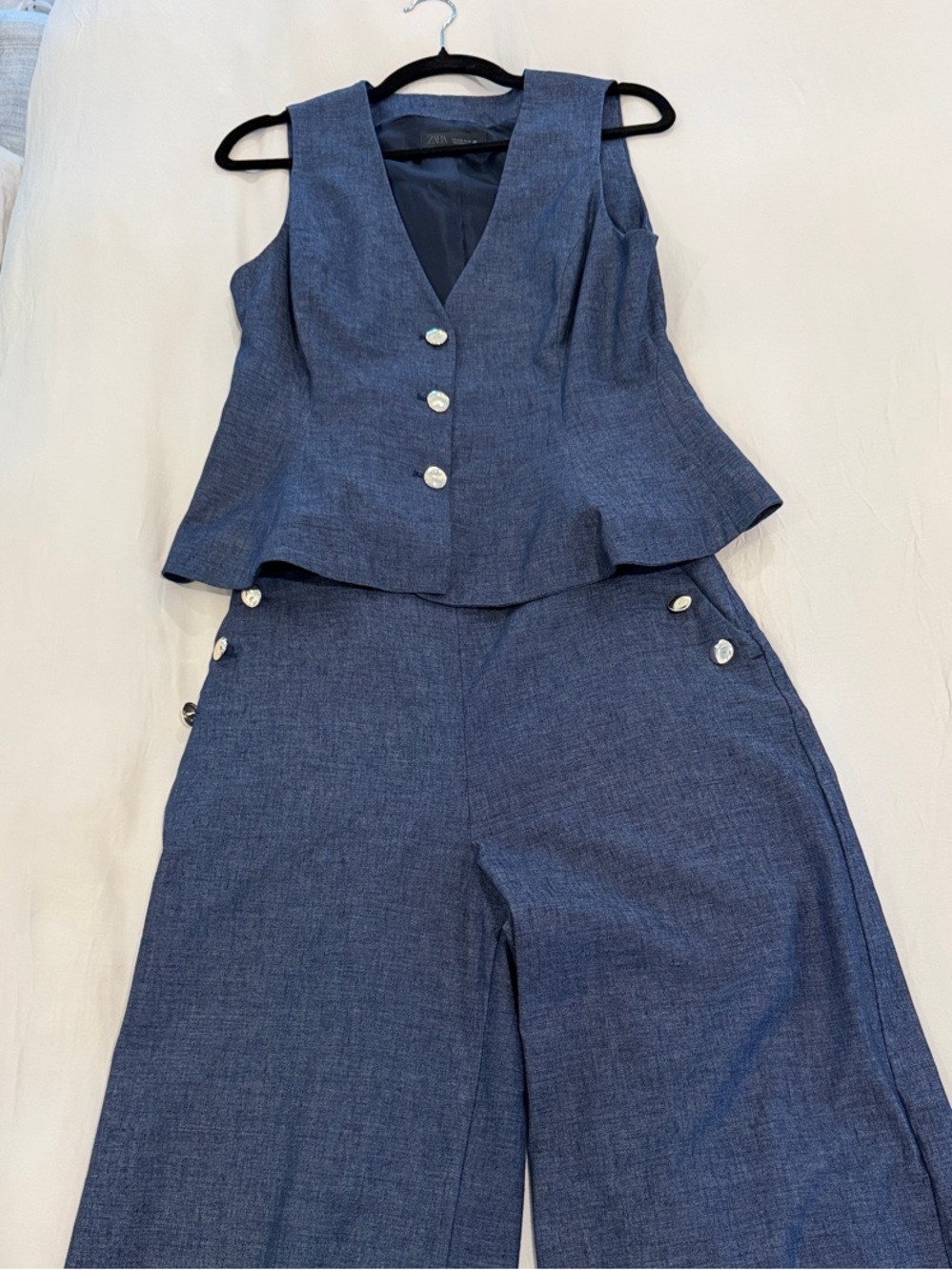 Zara Blue Tailored High-Waist Jean Shorts with Matching Vest - Picture 2 of 14